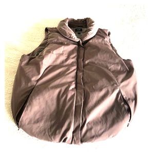 Gap puffer vest